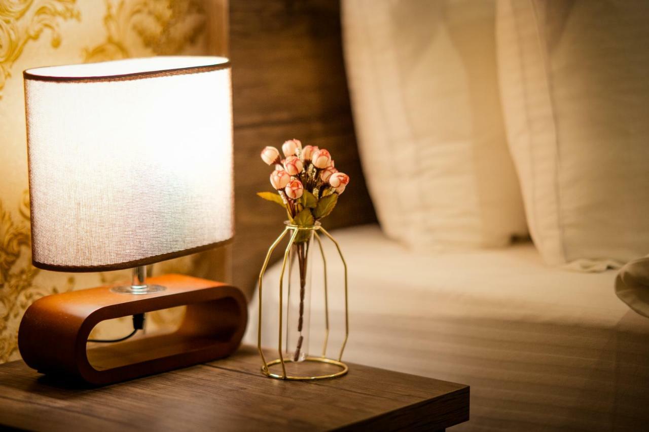 Hotel Comfort ティビリシ エクステリア 写真